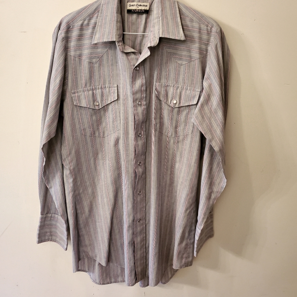 Men's long-sleeved button-down